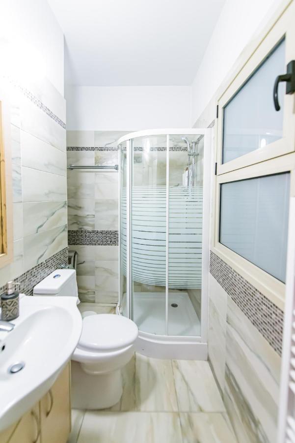 アグロスAprosmeno Jacuzzi House 2アパートメント エクステリア 写真